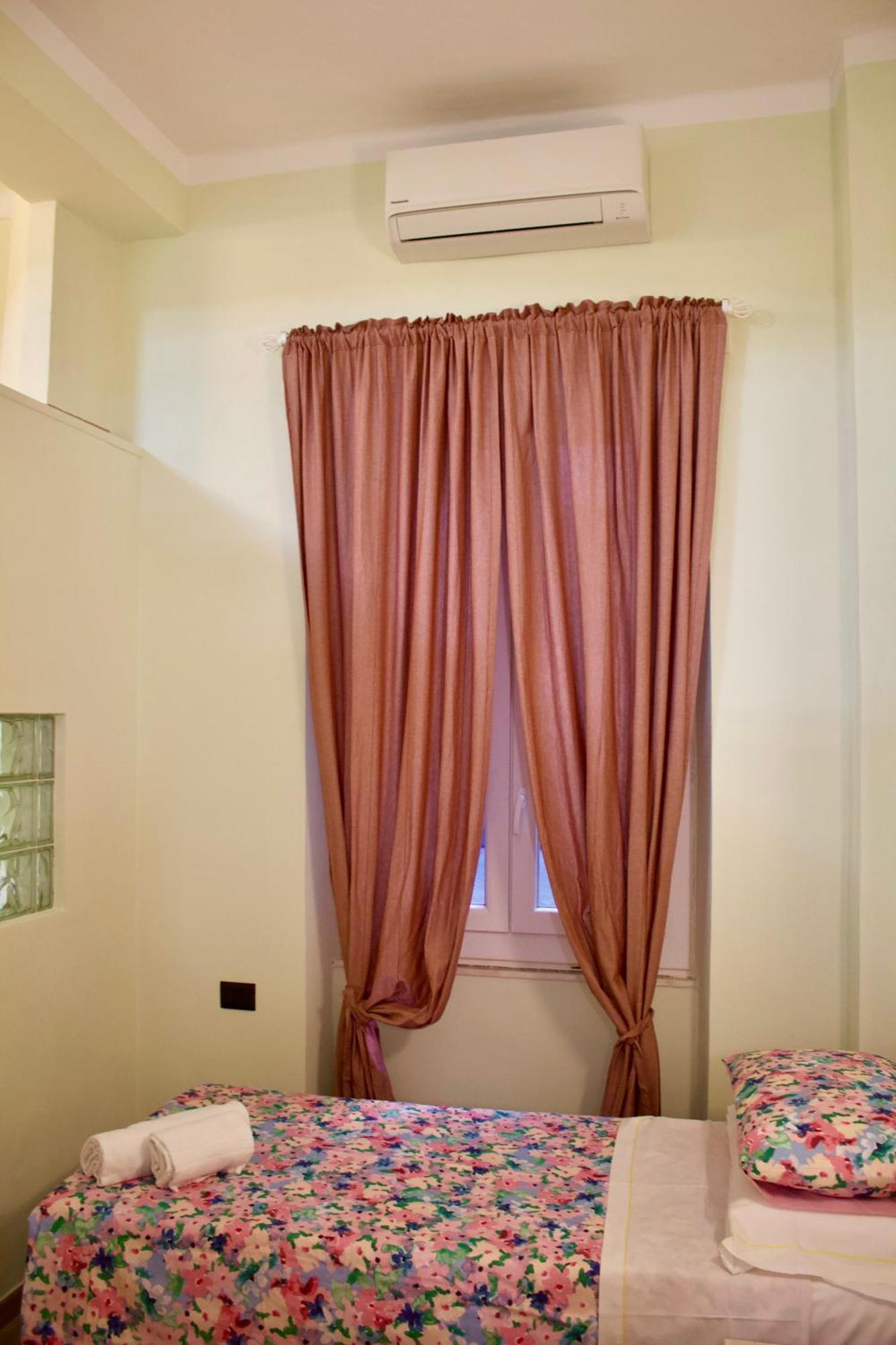H2Ome- Bolzaneto 2 Camere Wifi Ac Genova Esterno foto